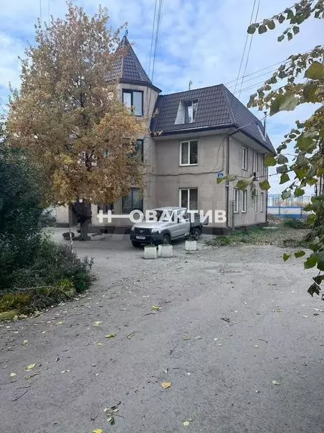 Продам помещение свободного назначения, 880 м - Фото 1