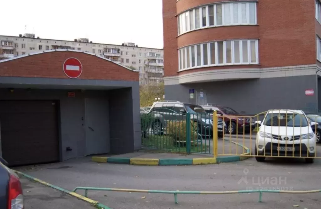 Гараж в Москва Юрловский проезд, 21 (17 м) - Фото 1