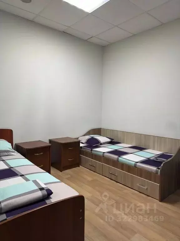 Комната Челябинская область, Челябинск просп. Ленина, 49В - Фото 1