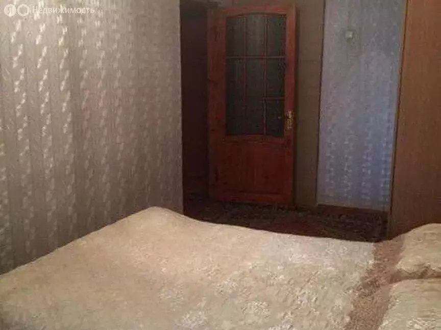 3-комнатная квартира: Махачкала, улица Мирзабекова, 3 (95 м) - Фото 1