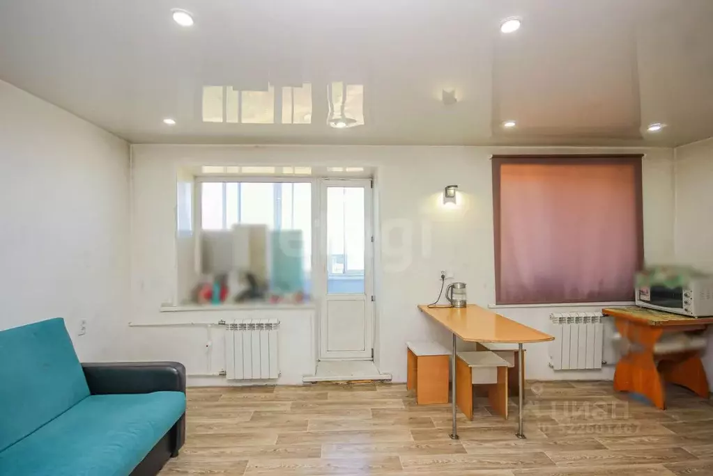 Студия Бурятия, Улан-Удэ Кирзавод мкр, ул. Кирпичная, 1 (21.2 м) - Фото 2