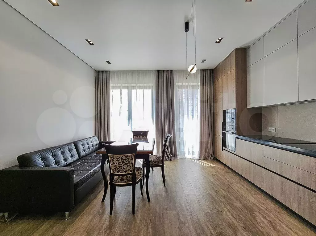 2-к. квартира, 60 м, 7/46 эт. - Фото 1