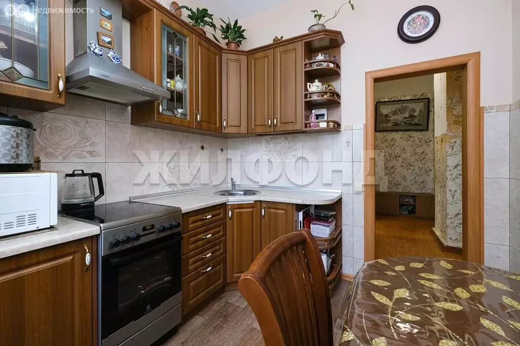2-комнатная квартира: Новосибирск, улица Сибиряков-Гвардейцев, 11 ... - Фото 1