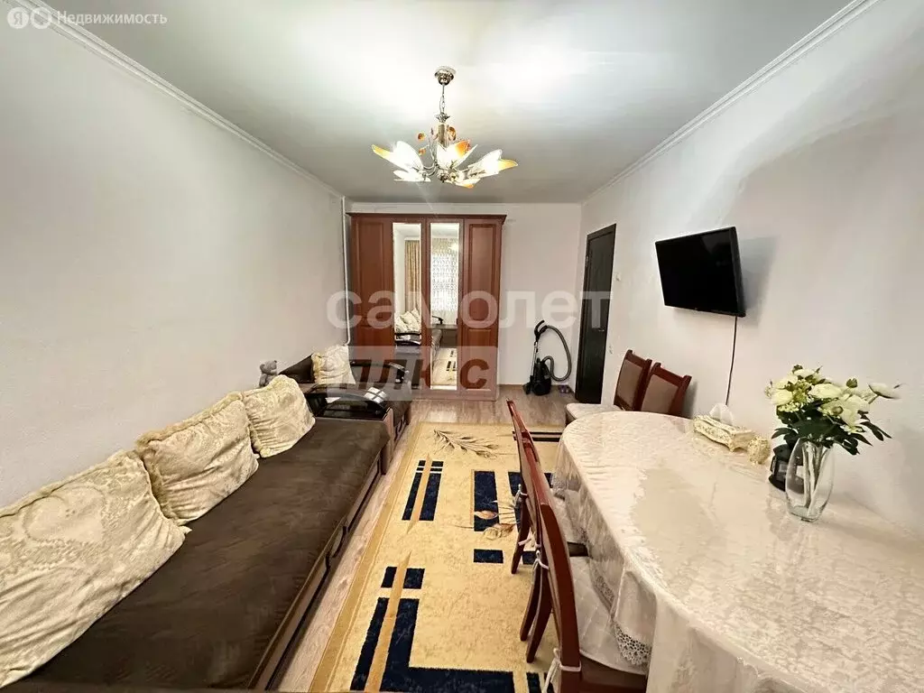 3-комнатная квартира: Нальчик, Самотечная улица, 35 (63 м) - Фото 1