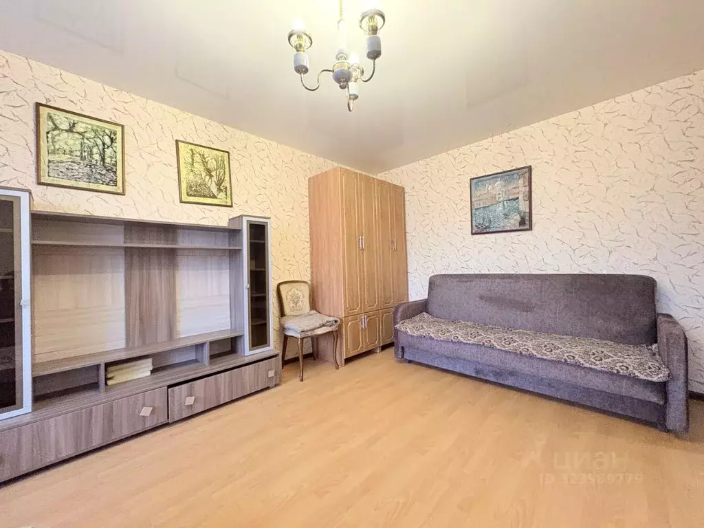 2-к кв. Брянская область, Брянск ул. Репина, 16/61 (54.0 м) - Фото 1