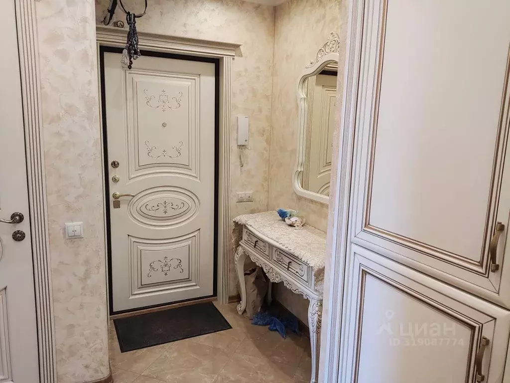 3-к кв. Москва, Москва, Московский г. ул. Никитина, 2 (82.0 м) - Фото 1