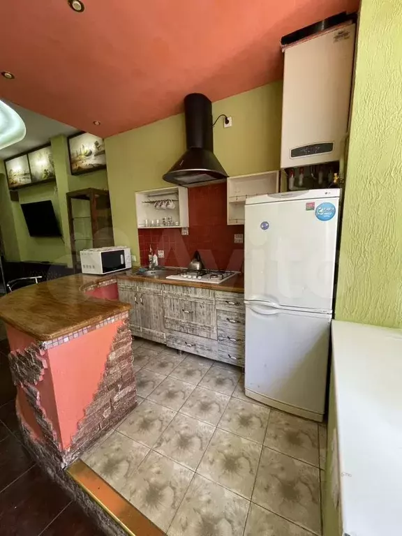 Комната 40 м в 1-к., 1/2 эт. - Фото 1