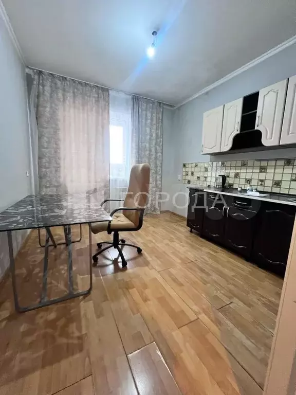 1-к. квартира, 40 м, 19/25 эт. - Фото 1