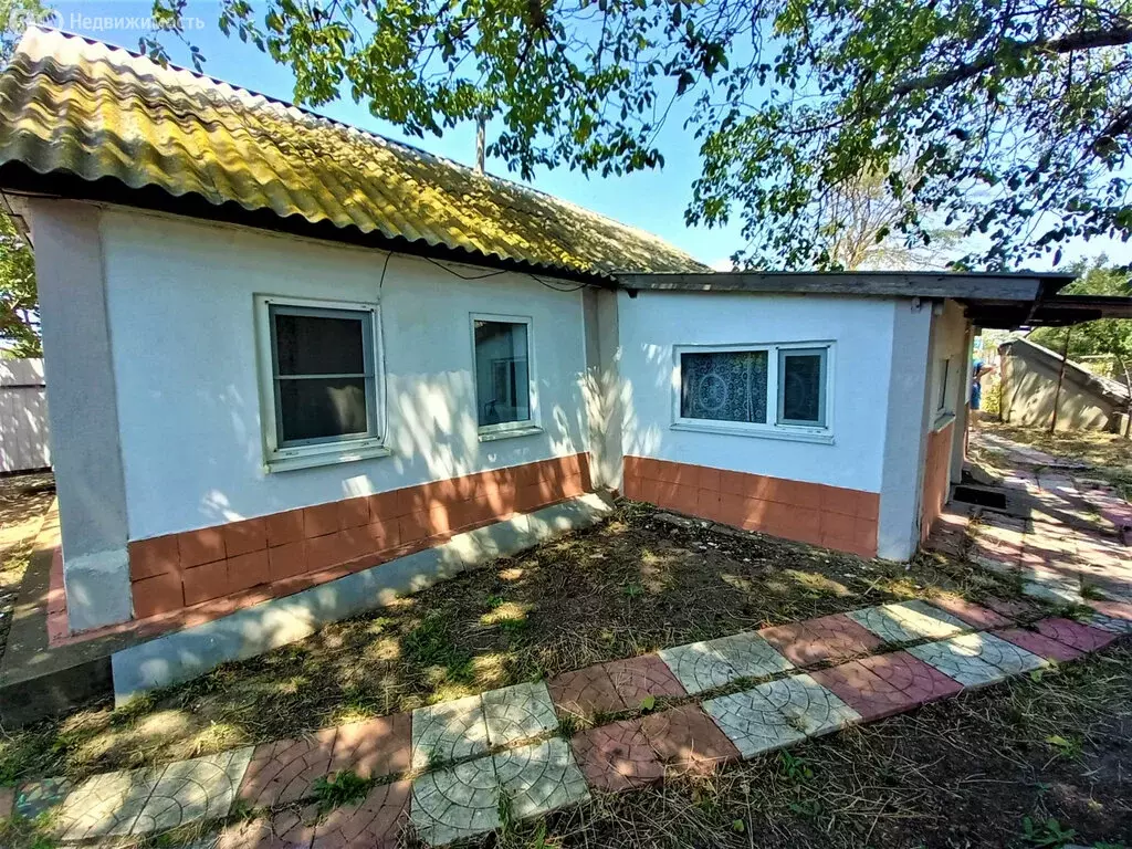 Дом в Октябрьский, Спортивная улица (53 м) - Фото 1