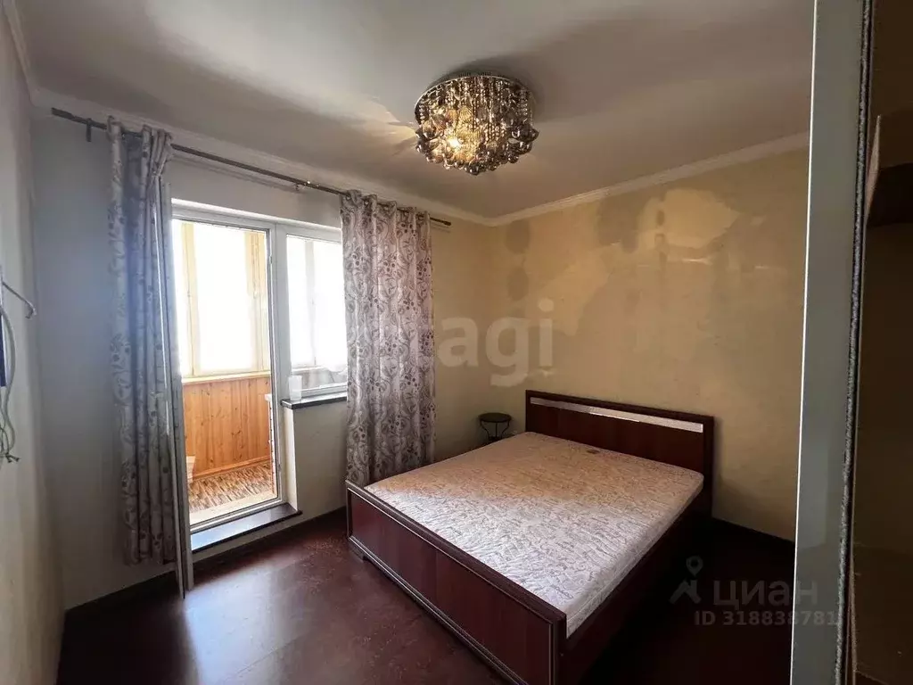 2-к кв. Ханты-Мансийский АО, Сургут ул. Чехова, 12 (67.0 м) - Фото 0
