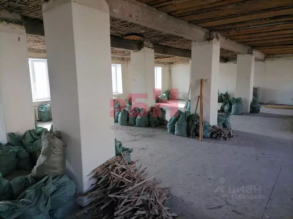 Помещение свободного назначения в Курганская область, Курган ул. ... - Фото 1