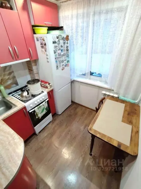 3-к кв. Алтайский край, Барнаул ул. Георгия Исакова, 233 (47.4 м) - Фото 2