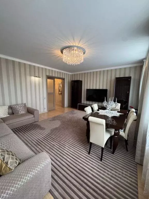 4-к кв. Омская область, Омск ул. Маршала Жукова, 101 (140.0 м) - Фото 2