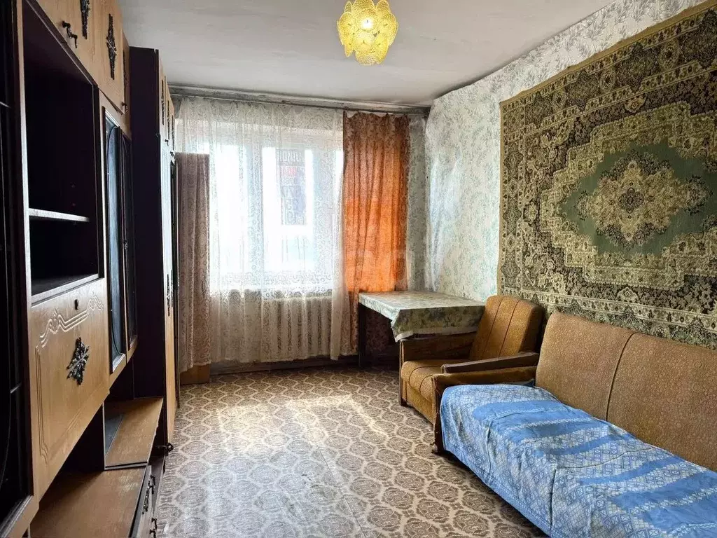 2-к кв. Крым, Симферополь ул. Трубаченко (40.4 м) - Фото 0