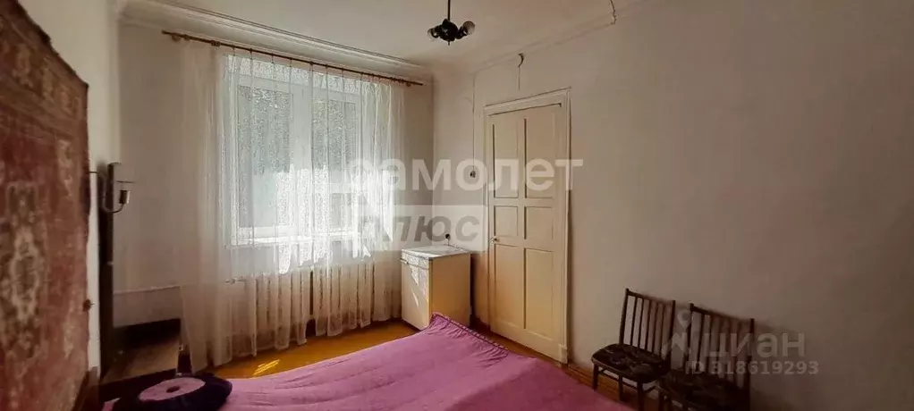 2-к кв. Челябинская область, Златоуст ул. Тургенева, 6 (57.9 м) - Фото 0