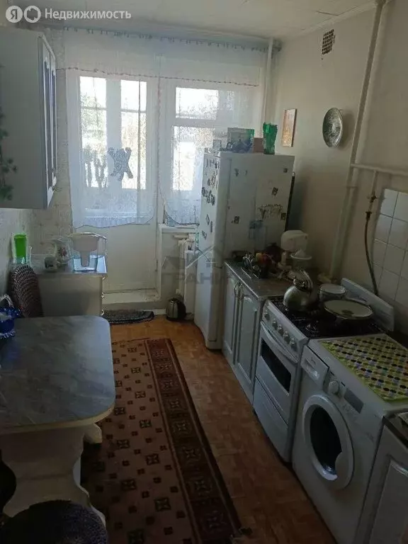 3-комнатная квартира: Новгородская область, рабочий посёлок Крестцы, ... - Фото 2