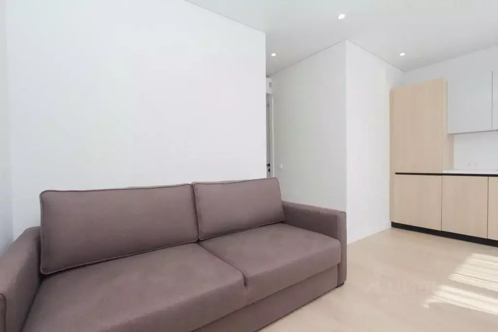 Студия Свердловская область, Екатеринбург ул. Шаумяна, 24 (29.0 м) - Фото 0