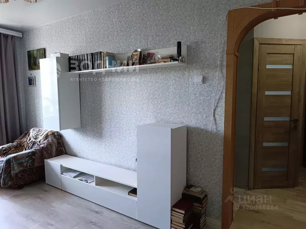 2-к кв. Чувашия, Шумерля Октябрьская ул., 16к2 (45.0 м) - Фото 1