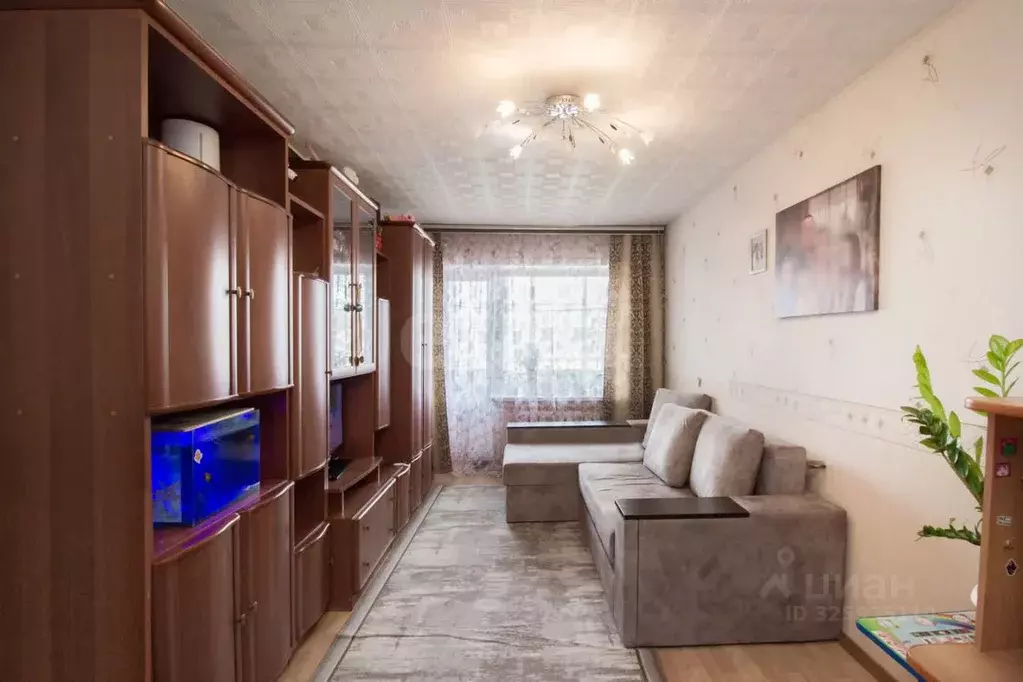 3-к кв. Калужская область, Калуга пос. Резвань, Школьная ул., 7 (58.2 ... - Фото 1