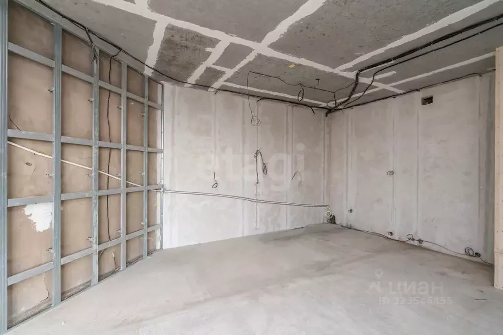 3-к кв. Хабаровский край, Хабаровск ул. Калинина, 8 (113.3 м) - Фото 2