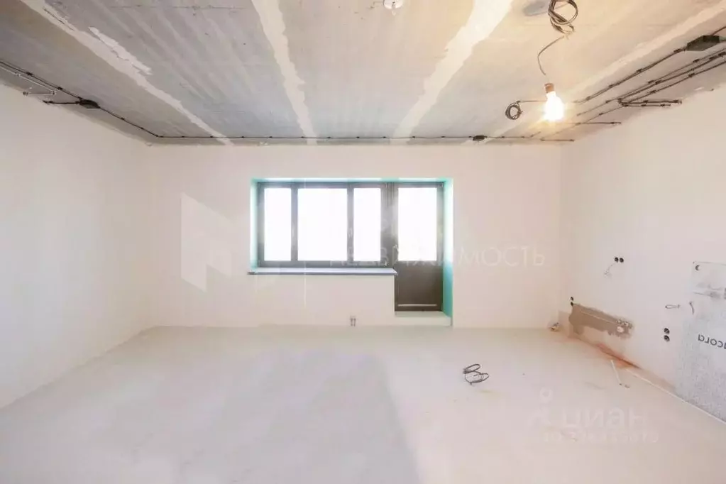 3-к кв. Тюменская область, Тюмень Харьковская ул., 64 (129.6 м) - Фото 1