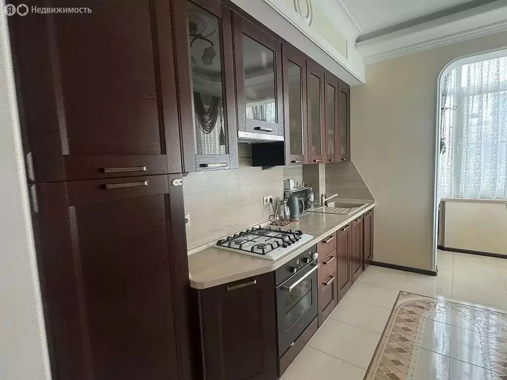 2-комнатная квартира: Геленджик, улица Левитана, 17 (64.7 м) - Фото 0