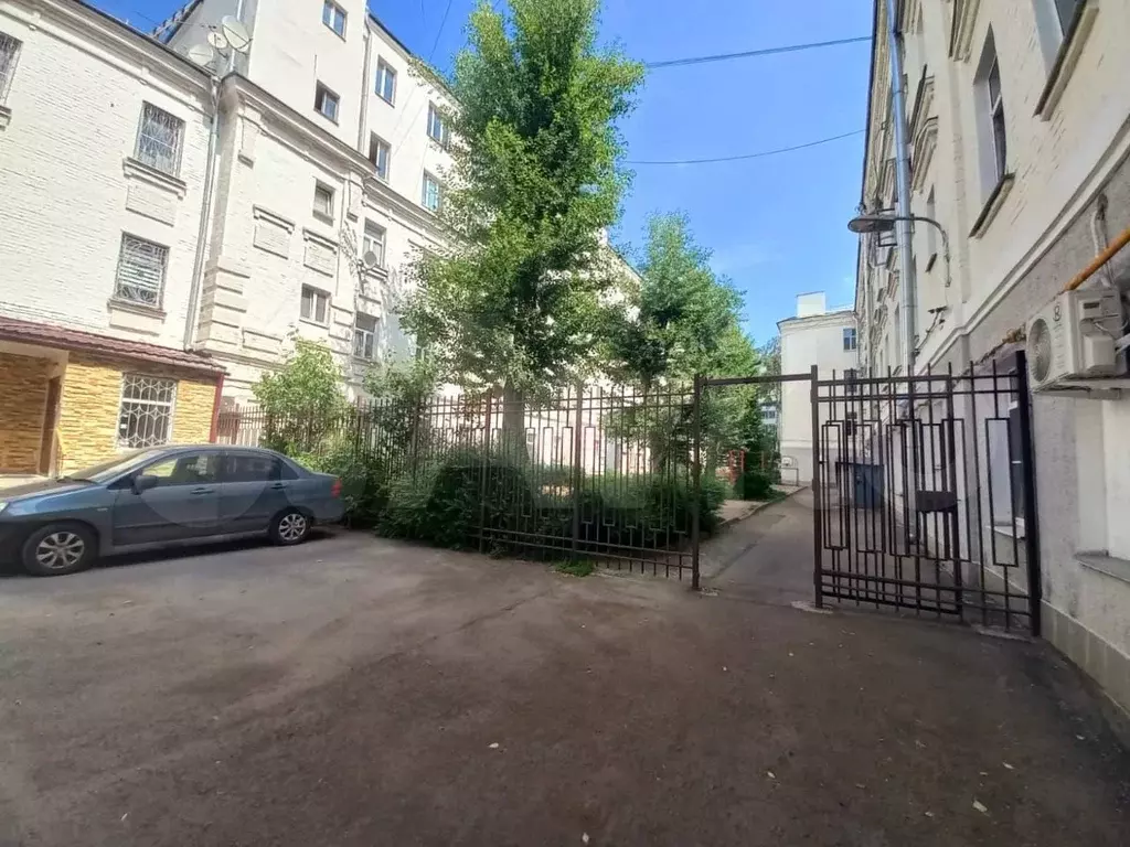 Комната 12 м в 3-к., 4/4 эт. - Фото 0