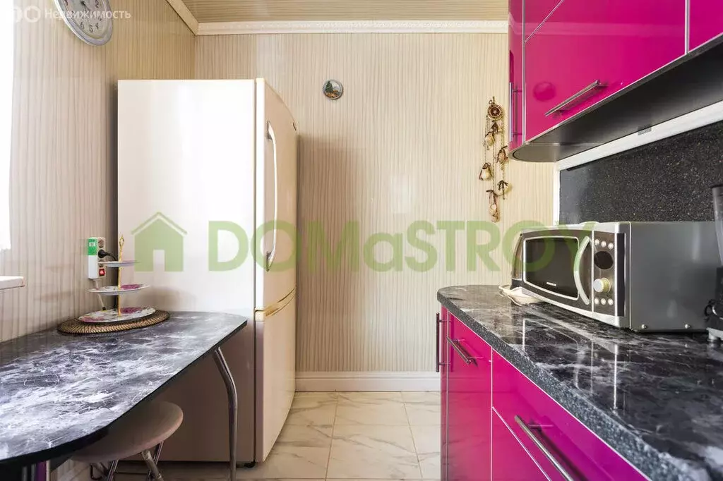 3-комнатная квартира: Новосибирск, Ударная улица, 23/1 (57 м) - Фото 1
