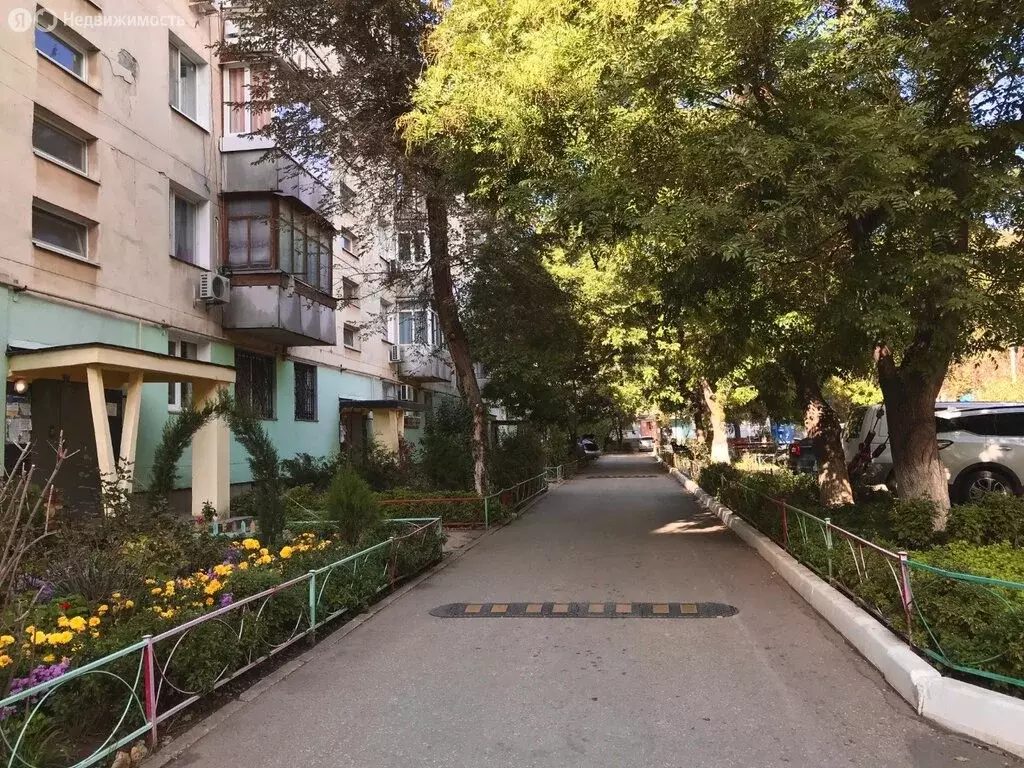 3-комнатная квартира: Евпатория, Колхозная улица, 4 (70 м) - Фото 1