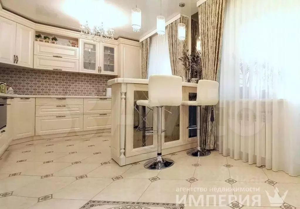 3-к кв. Амурская область, Благовещенск ул. Пушкина, 58 (120.0 м) - Фото 1