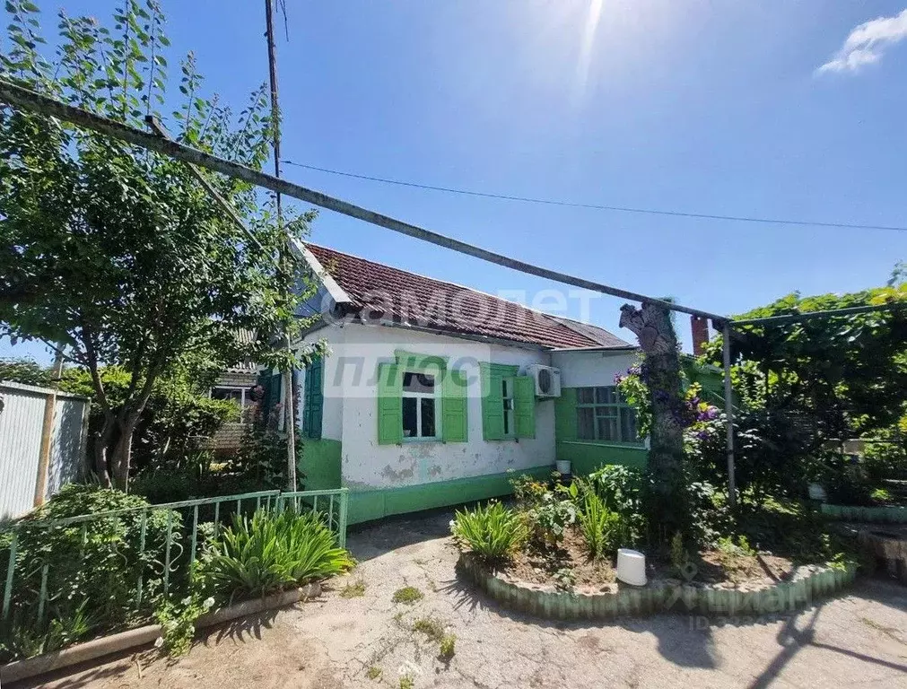 Дом в Краснодарский край, Приморско-Ахтарск Комсомольская ул. (44 м) - Фото 1