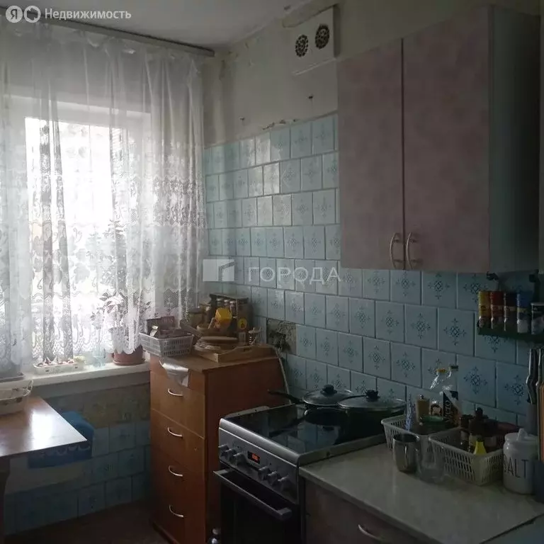 3-комнатная квартира: Новосибирск, Киевская улица, 16 (60.4 м) - Фото 1