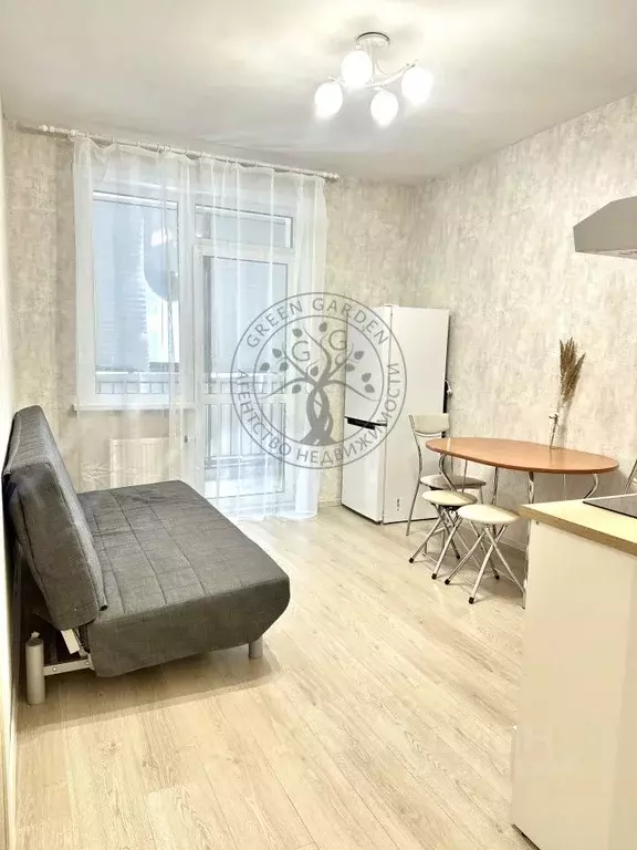 1-к кв. Свердловская область, Екатеринбург ул. Машинная, 31В (33.5 м) - Фото 1