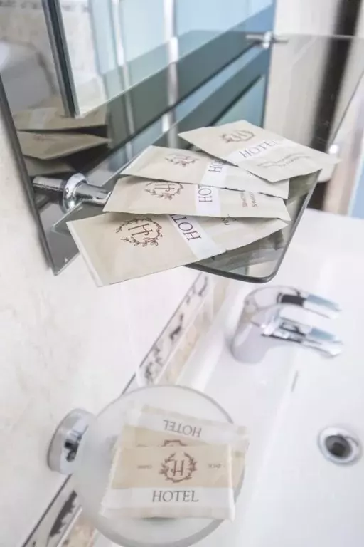 Комната Саратовская область, Саратов ул. 2-я Садовая, 9 (35.0 м) - Фото 2