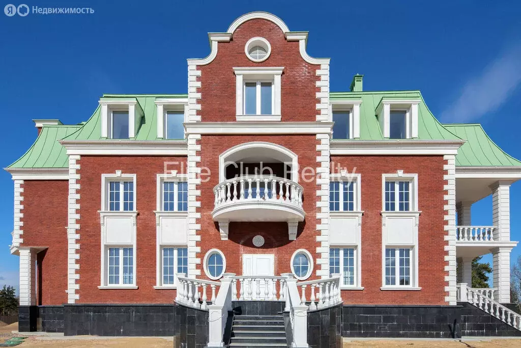 Дом в посёлок Ленинское, улица Мира (1360 м) - Фото 1