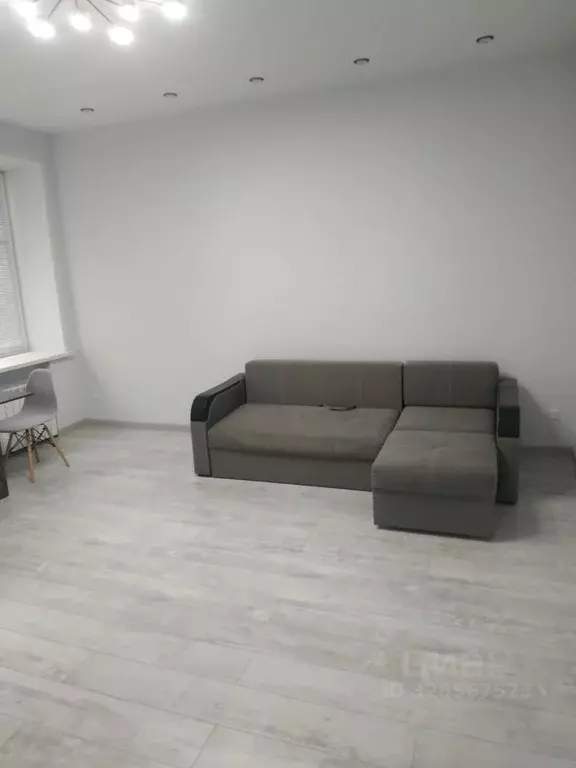 1-к кв. Волгоградская область, Волгоград Казахская ул., 26 (30.0 м) - Фото 1