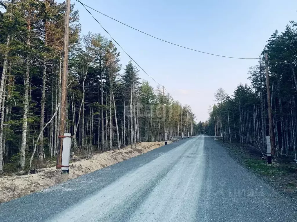 Участок в Сахалинская область, Корсаковский городской округ, с. ... - Фото 0
