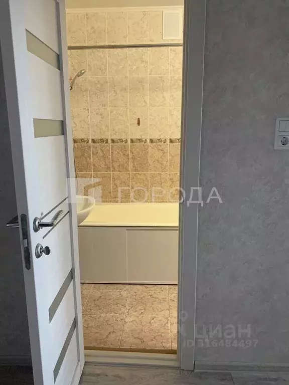 2-к кв. Алтайский край, Новоалтайск 8-й мкр, 31 (49.0 м) - Фото 0