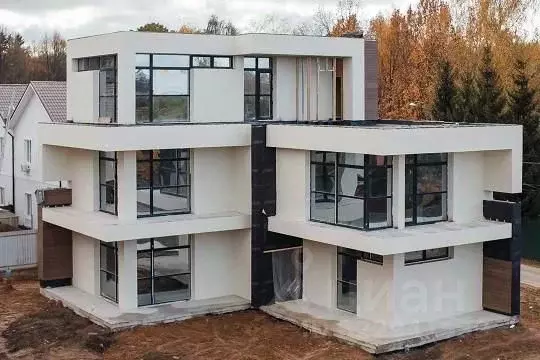 Коттедж в Москва д. Ватутинки, Искра-1 СНТ, ул. Зеленая, 88 (269 м) - Фото 1