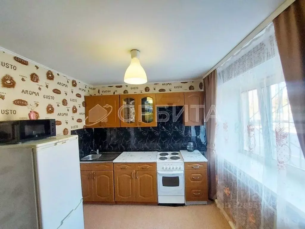 2-к кв. Тюменская область, Тюмень ул. Карла Маркса, 108 (51.6 м) - Фото 2