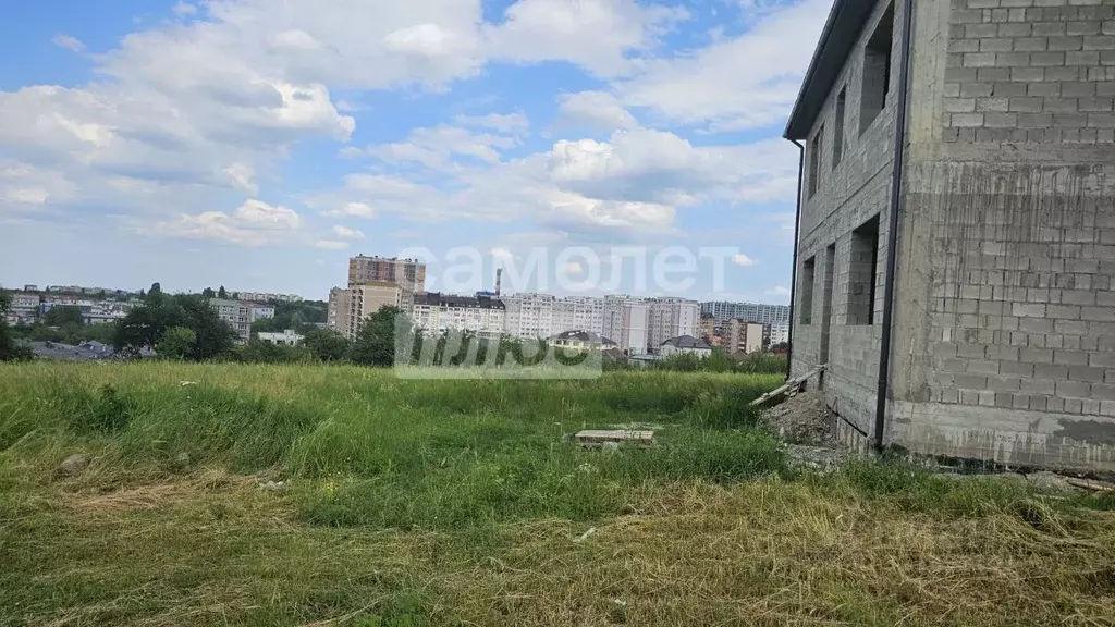 Участок в Кабардино-Балкария, Нальчик пл. 400-летия (6.0 сот.) - Фото 1