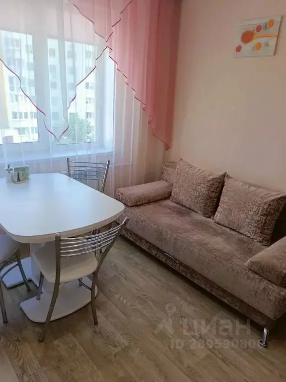 1-к кв. Саратовская область, Энгельс ул. Шурова Гора, 7/16 (40.0 м) - Фото 1