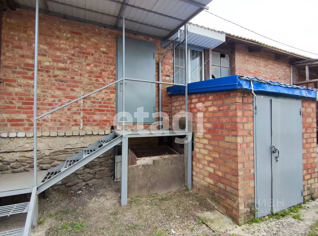 Торговая площадь в Краснодарский край, Ейск ул. Мичурина (380 м) - Фото 1