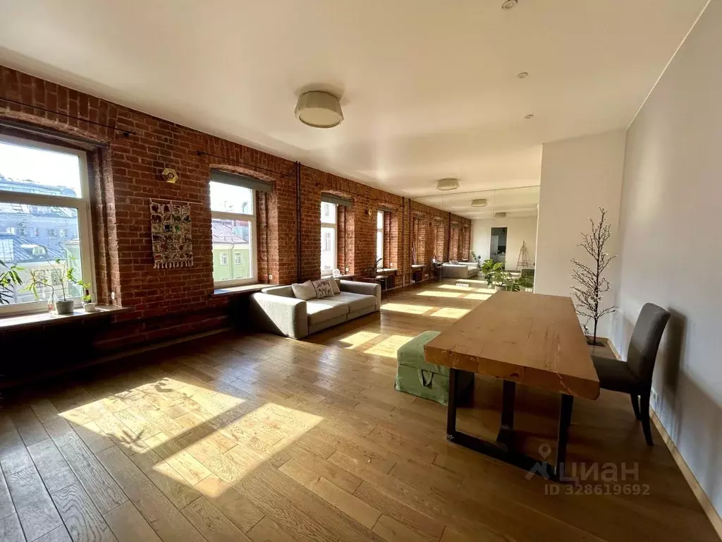 4-к кв. Москва ул. Петровка, 17С2 (150.0 м) - Фото 2