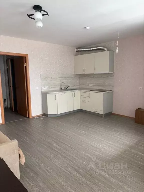 Студия Пермский край, Пермь ул. Крылова, 15А (32.7 м) - Фото 0