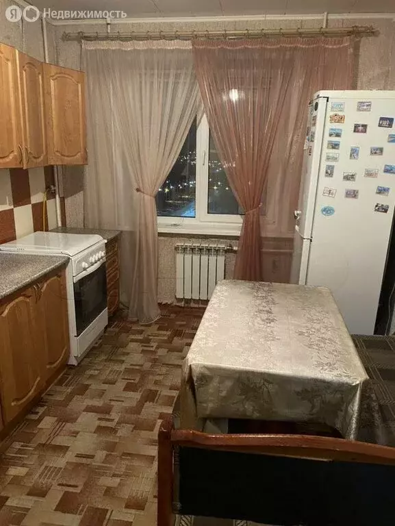 4-комнатная квартира: Губкин, улица Королёва, 26 (80 м) - Фото 1