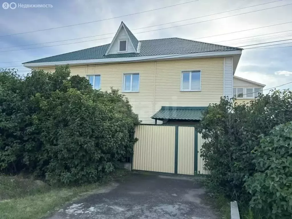 Дом в село Красносельское, Уральская улица (375.7 м) - Фото 2