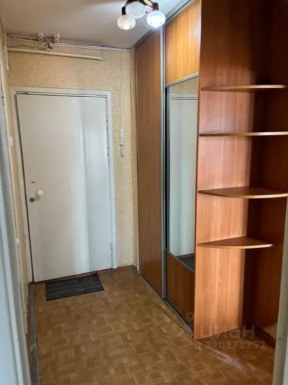 1-к кв. Свердловская область, Екатеринбург ул. Вилонова, 6 (33.0 м) - Фото 2