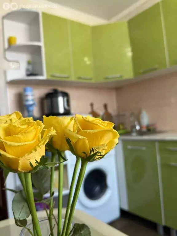 2-комнатная квартира: Новокубанск, улица Нева, 32 (48.9 м) - Фото 0