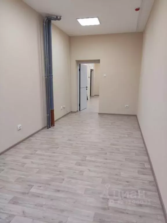 Офис в Чувашия, Чебоксары ул. Ленинского Комсомола, 7 (19 м) - Фото 2